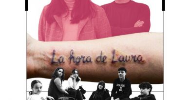 Cartel LA HORA DE LAURA
